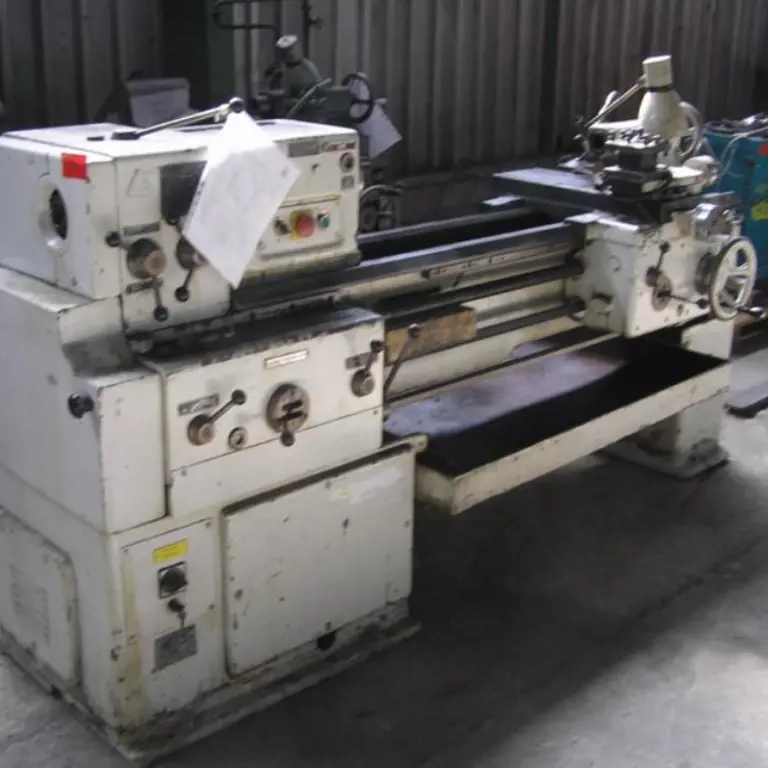 1 Centre lathe TOS Trenčín SN 40A